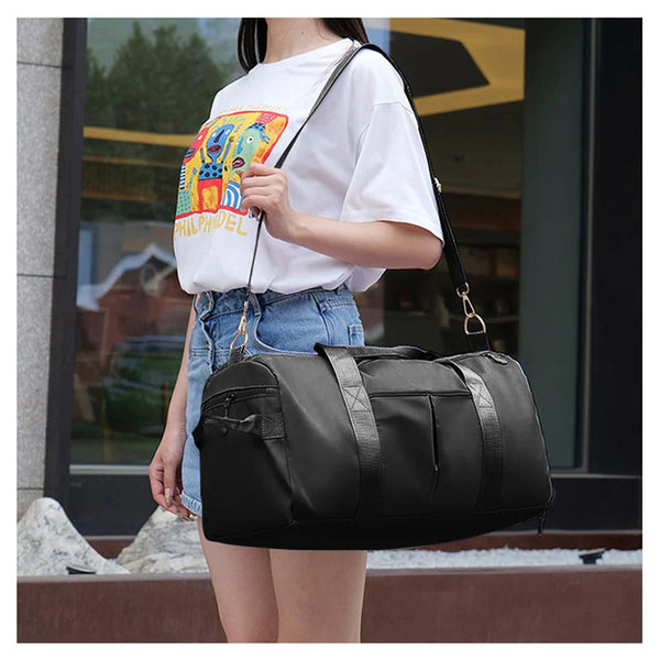 Simple Black Sports Bag